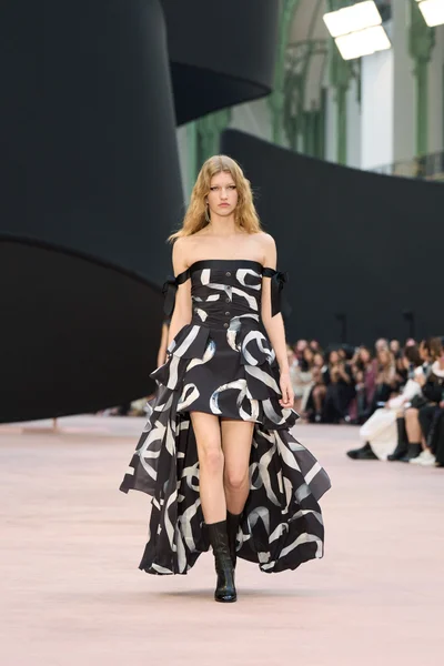 Look 47